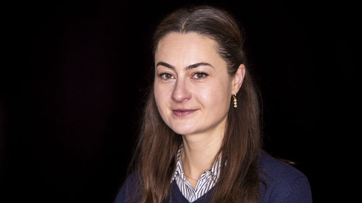 Portrait of Dr Laura Maftei, Professor of Digital Technologies in the School of Construction Management and Engineering