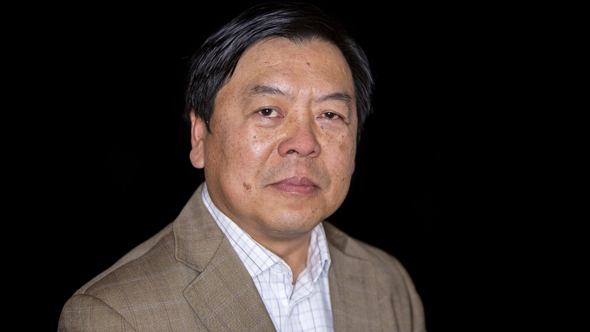 Portrait of Professor Li Shao, School of Construction Management and Engineering