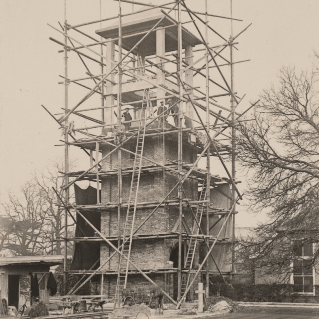 The construction of the memorial clock tower began in 1924