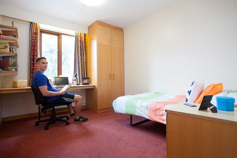 Student in a room at Dunsden Crescent