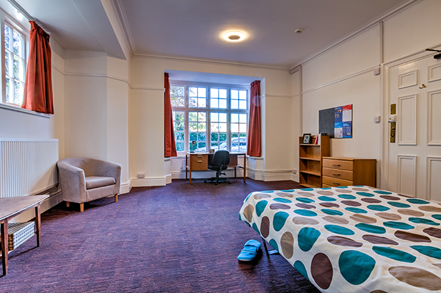 Northcourt student room