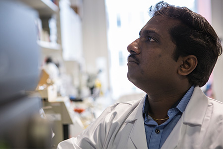 Lecturer Sakthivel Vaiyapuri in the laboratory