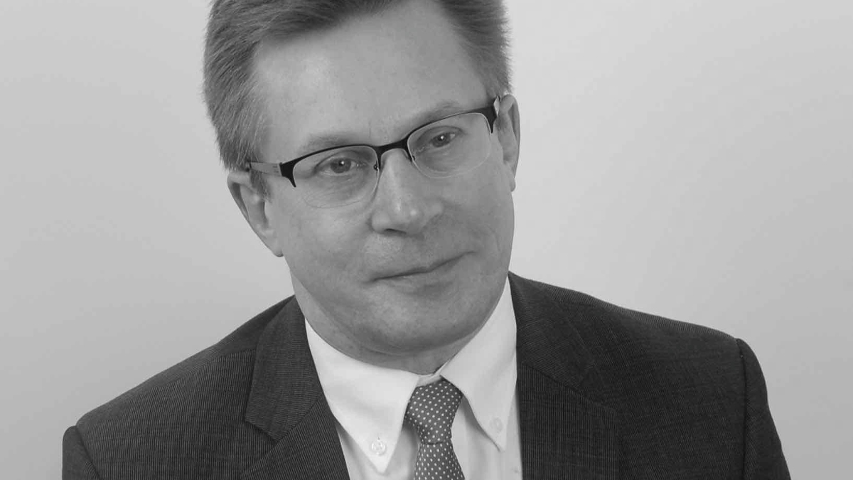 professor-jonathan-bignell portrait