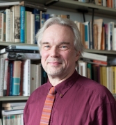 Professor Andrew Knapp profile picture
