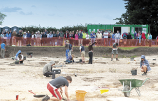 archaeologists excavating Silchester Roman Town