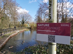 Nature trail sign for Whiteknights Lake